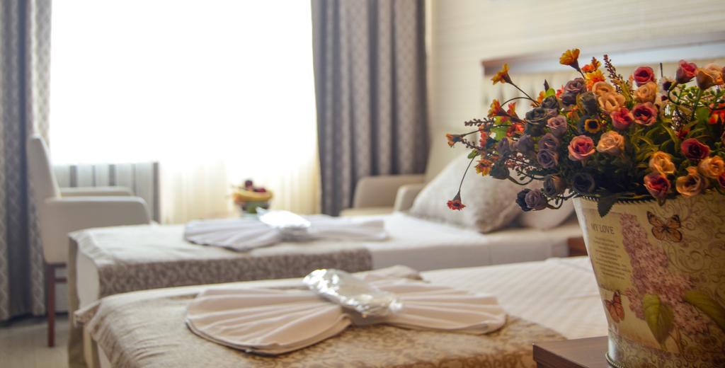 Mekke Hotel Istanbul Exteriör bild